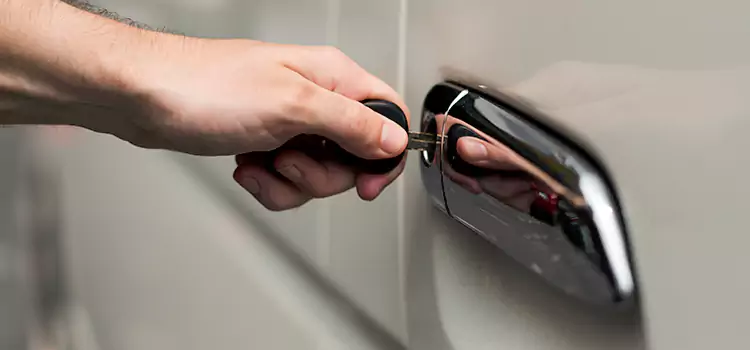 Why Choose Our Auto Locksmith Team in Hays, KS?